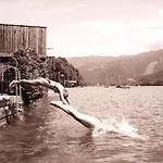 Anzengruber מלון